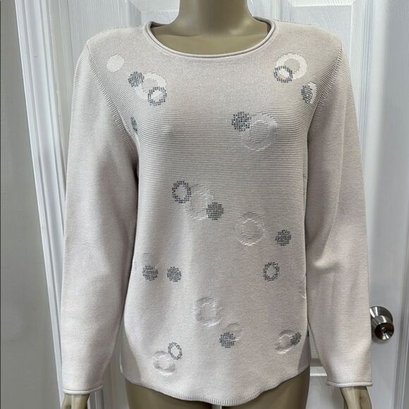 RABE Beige Sweater with Gray Accents. - Picture 1 of 10